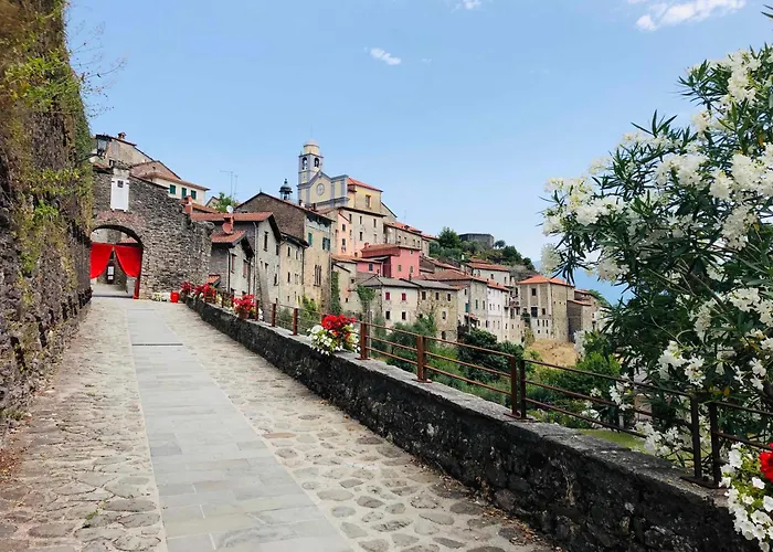 La Finestra Di Dante * Mulazzo